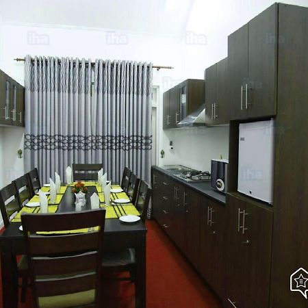 Bed and Breakfast The Royal Terrace Holiday Bungalow Нувара-Элия Экстерьер фото